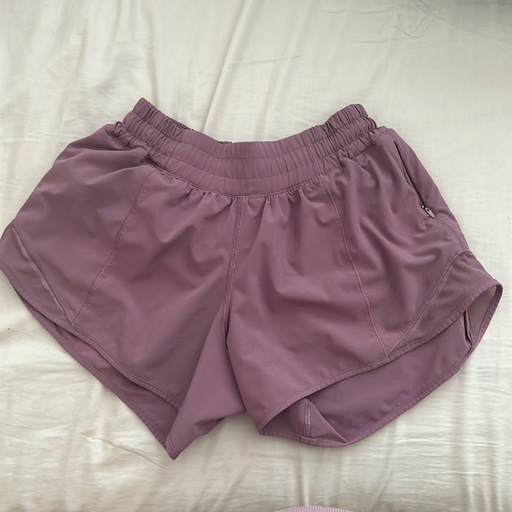 Lululemon Hotty Hot Short II